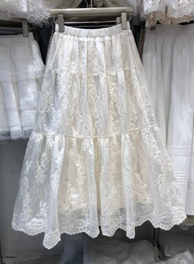 精致绣花米白色蕾丝裙蓬松A字裙