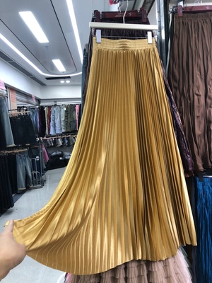 复古纯色光泽感百褶长裙子半裙
