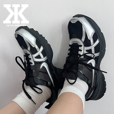 Nike耐克男女同款低帮跑步鞋