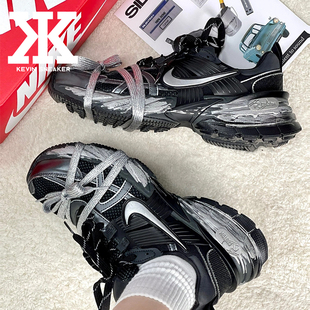 RISK黑银武士潮流舒适时尚 球鞋 定制Nike耐克V2K Run 低帮跑步鞋