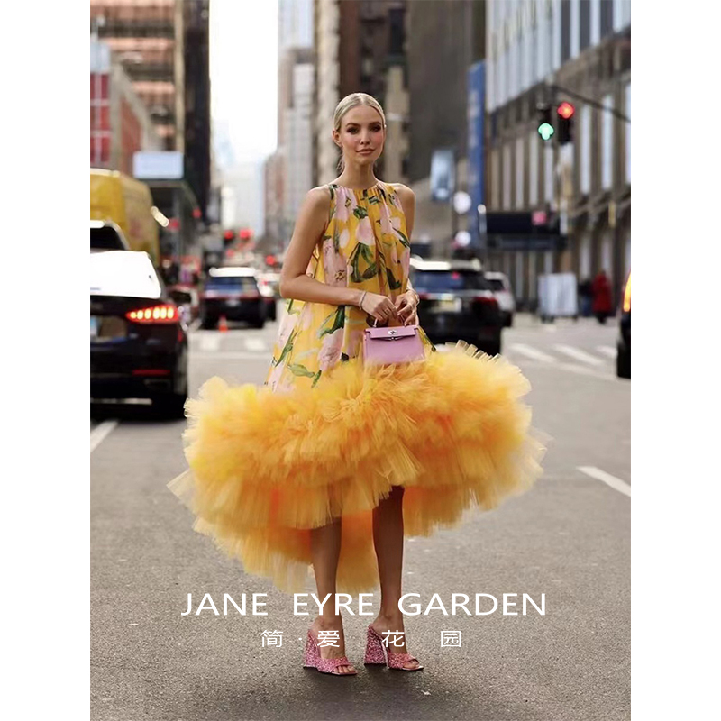 明星同款黄色印花前短后长礼服