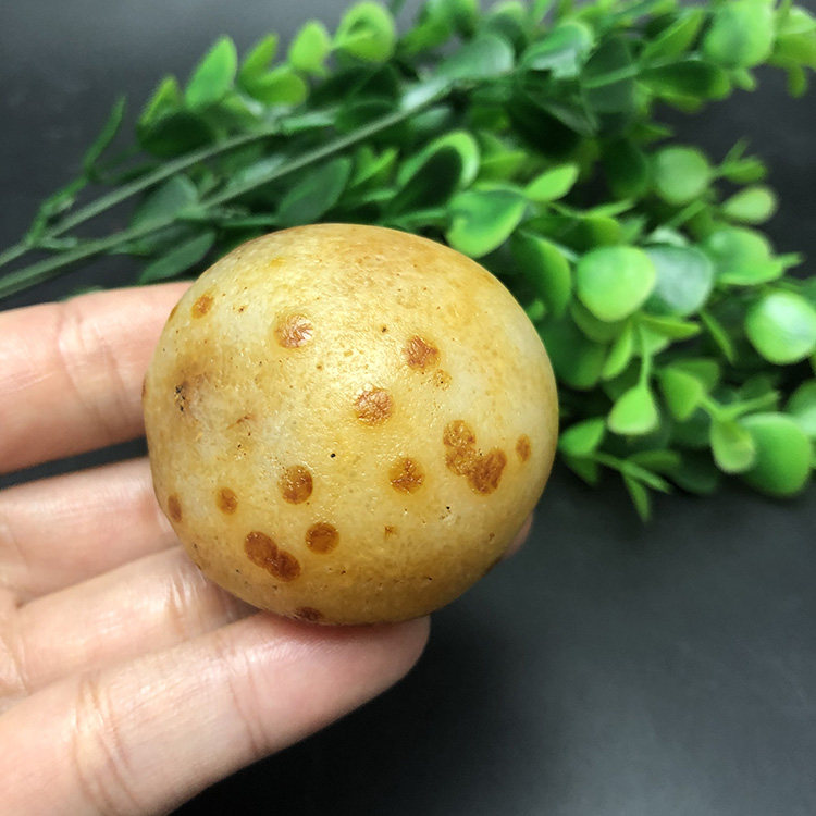 《点心》马达加斯加花纹籽料天然冰彩玛瑙马料原石石头手把件2367
