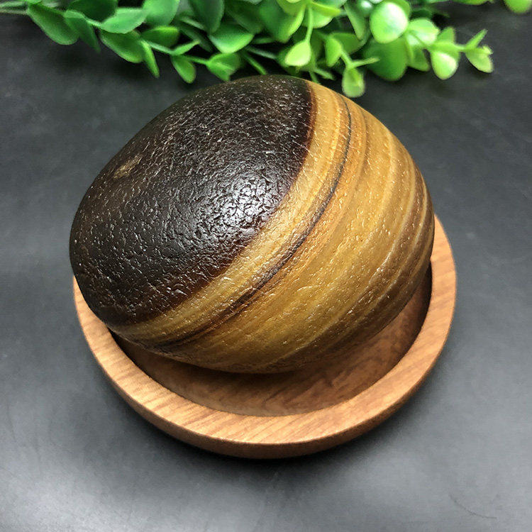 《美食》马达加斯加花纹籽料天然冰彩玛瑙马料原石石头手把件2445