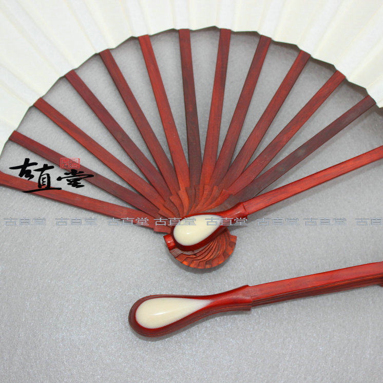 무료 배송 2 호 작은 잎 백단 문학과 놀이 컬렉션 서예와 그림 선물 접는 팬 10 인치 9 인치 남성 팬 1 발 붉은 백단 스타일 팬