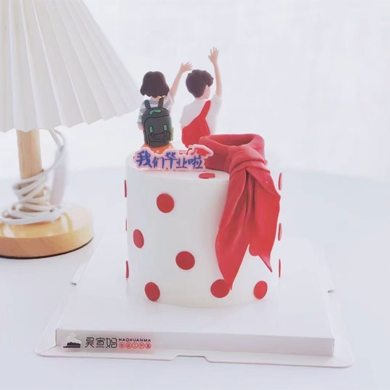 毕业季主题蛋糕装饰软胶红领巾背包背影男孩女孩我们毕业啦插件牌