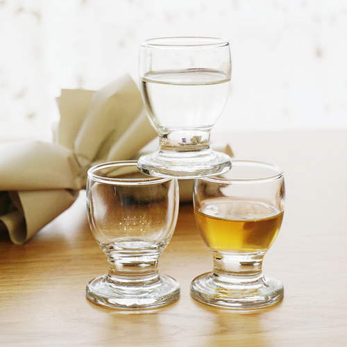 日式风矮脚玻璃利口卡特朗姆酒杯