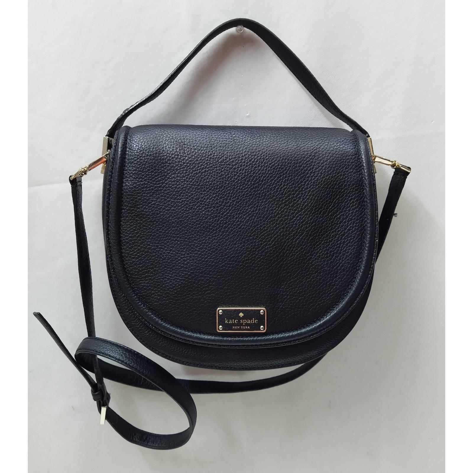 kate spade New York黑色真皮翻盖Closure顶部把手斜挎包