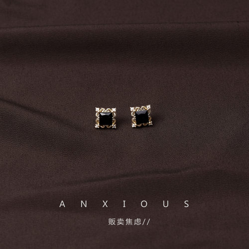 黑色蕾丝玛瑙耳钉高级