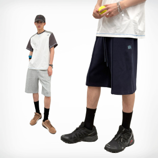 咆哮野兽 arch 徽标刺绣肌理感男裤 直筒美式 潮 roaringwild 短裤