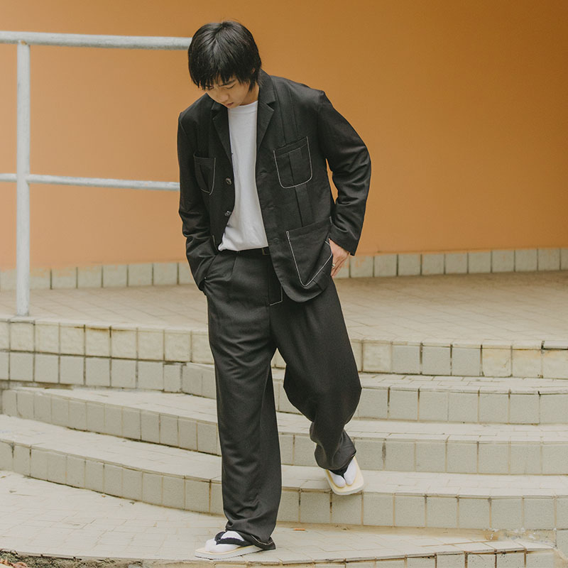 咆哮野兽黑色明线单排扣西装