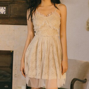 泡温泉高级感新款爆款高级感少女连身泳衣女款裙式蕾丝性感游泳装