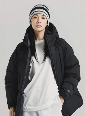 25秋冬 Marmot / Dima 750FP Pertex 防水透气连帽羽绒服 男 W017