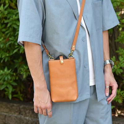 手工制牛皮两用小包(CP-12)