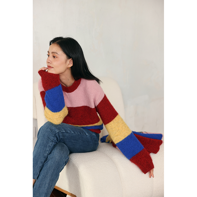 HeyDress设计感圆领彩色条纹毛衣