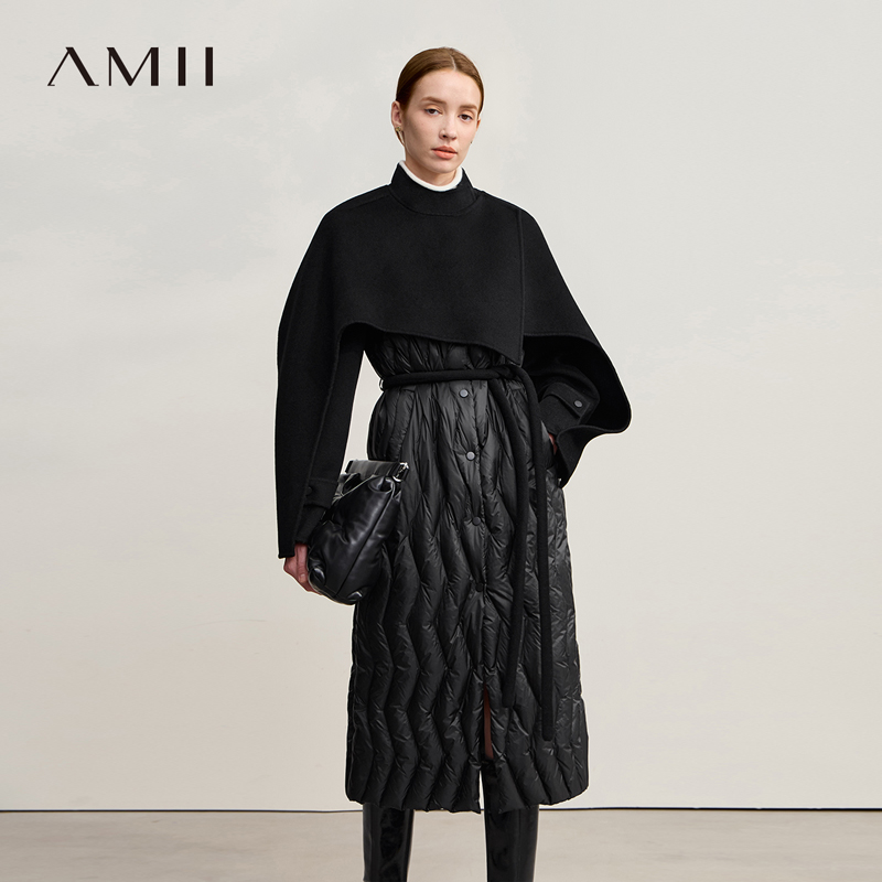 Amii2025冬新款设计师款宽松长款配腰带羊毛双面呢拼羽绒服外套女