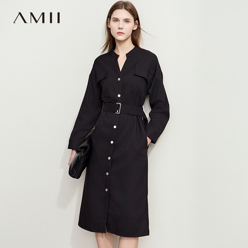 AMII【优雅职场】2026秋秋时尚通勤长袖连衣裙秋秋中长款配腰带