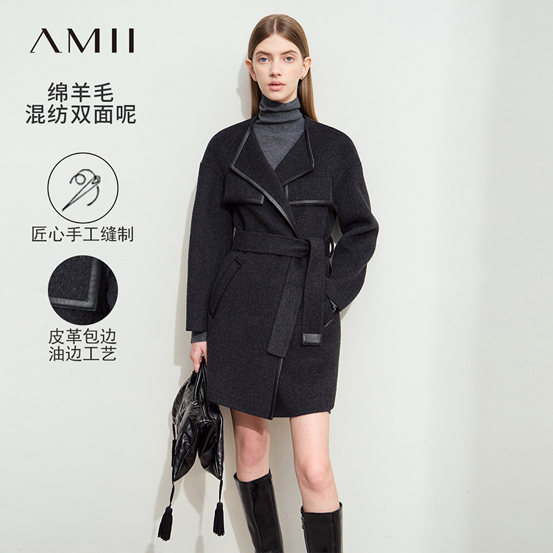 Amii2026冬新款绵羊毛混纺皮革包布配腰带中长双面呢外套女上衣
