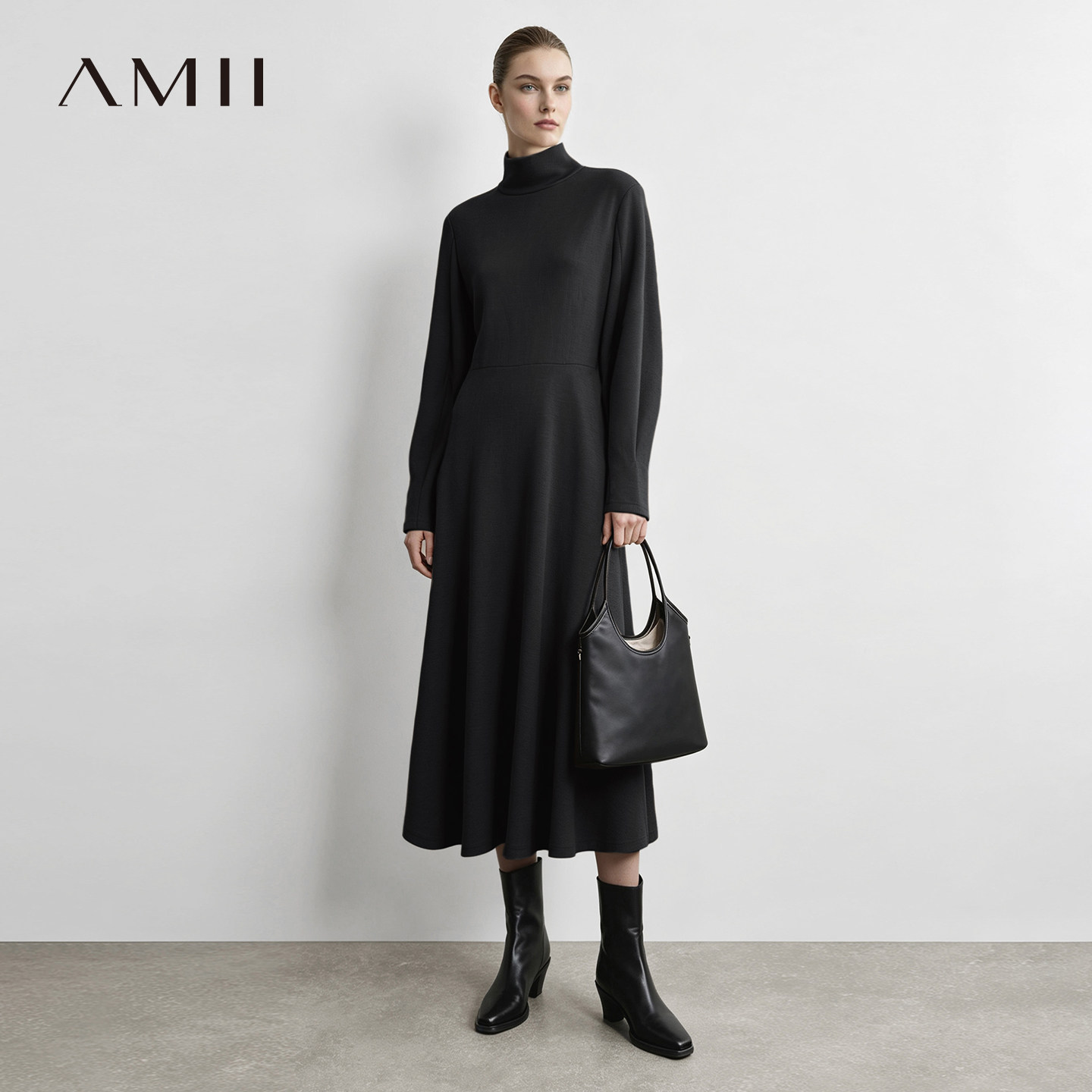 Amii2026秋新款优雅通勤半高领蘑菇扣收腰显瘦连衣裙女长袖裙子