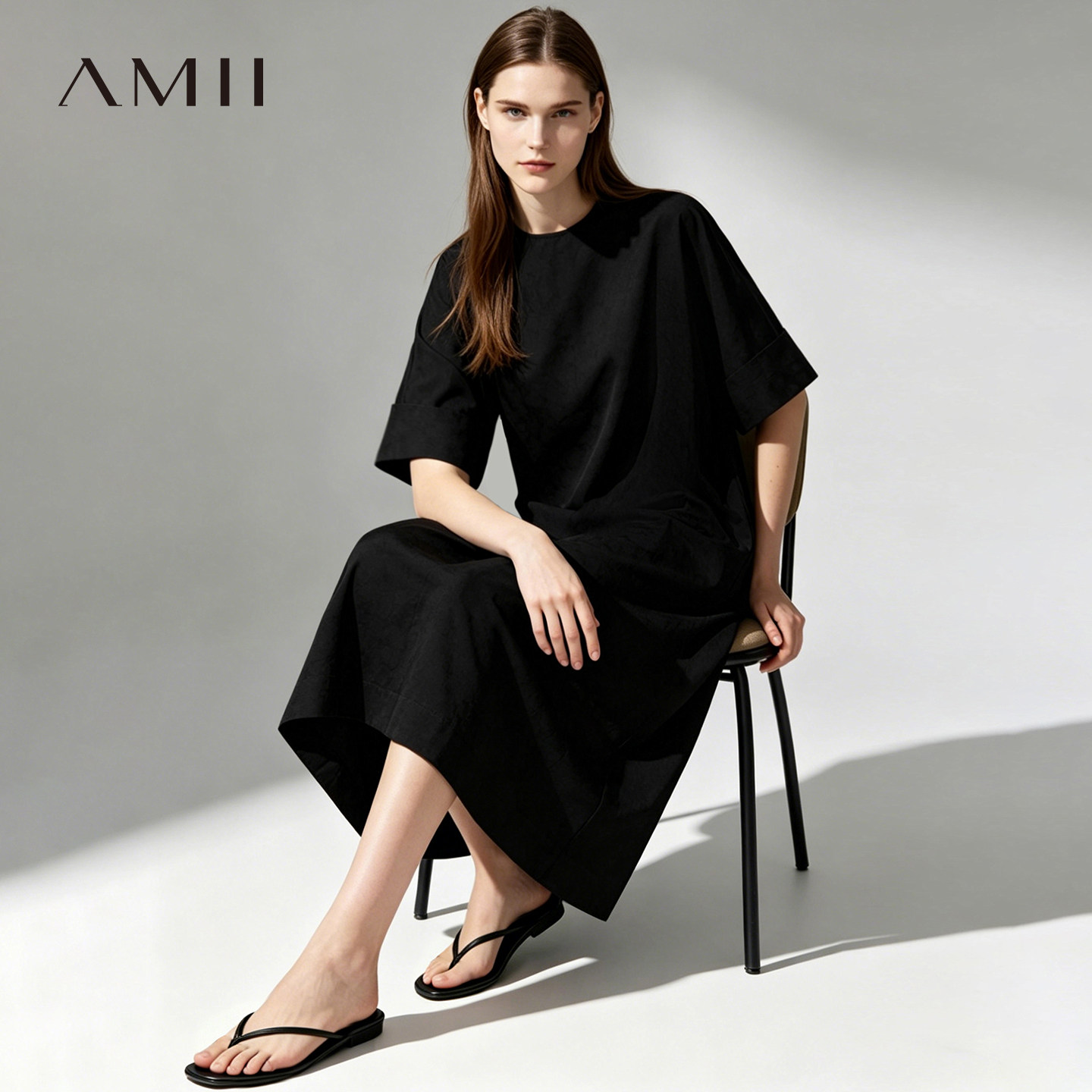 Amii2026夏新款新中式国风圆领蝴蝶结盘扣提花连衣裙女开叉裙子