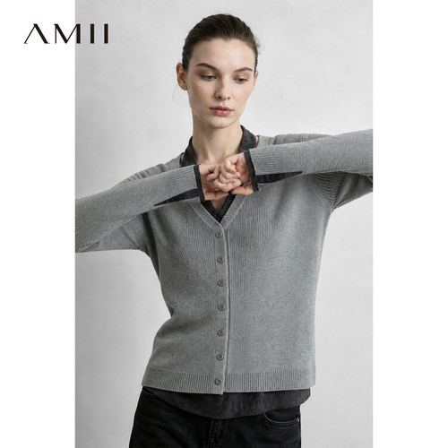 Amii2026秋新款通勤显瘦撞色拼接假两件毛织开衫女V领长袖上衣