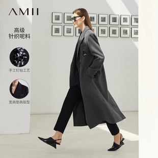 Amii2025冬新款高级长款戗驳领钉钻装饰后开叉毛呢外套女垫肩大衣