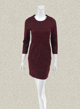 尚MORE 正品 拼色红黑提花修身女春秋九分袖棉弹连衣裙短裙 QY034