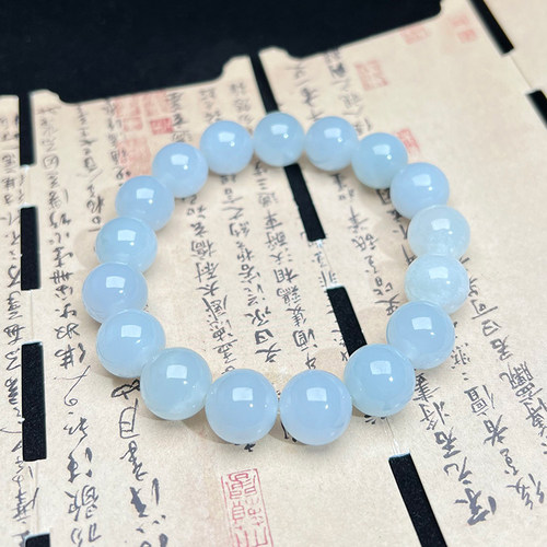隆慈缘缅甸A货冰润翡翠手串
