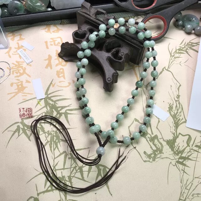 隆慈缘翡翠A货原矿8mm豆绿冰糯项链编织绿吊坠链圆珠挂链毛衣链
