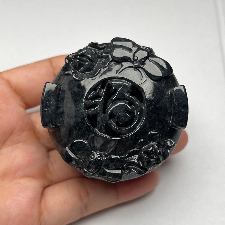 隆慈缘缅甸天然翡翠A货香薰盒子