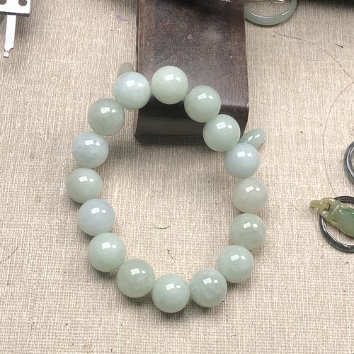 隆慈缘翡翠A货源头直发13mm果绿手链冰糯种果绿手链