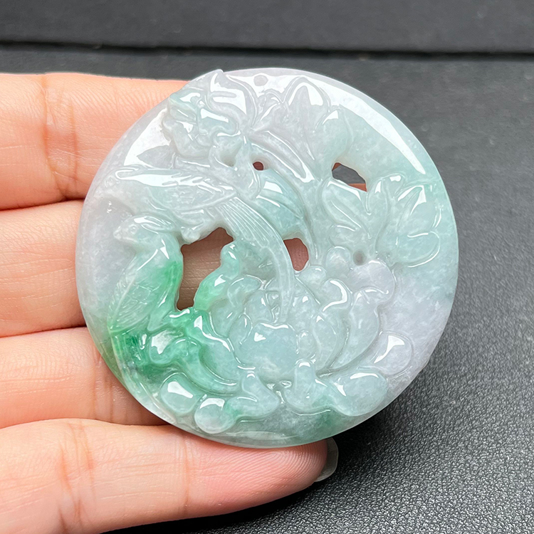 隆慈缘缅甸天然翡翠大件挂件男款