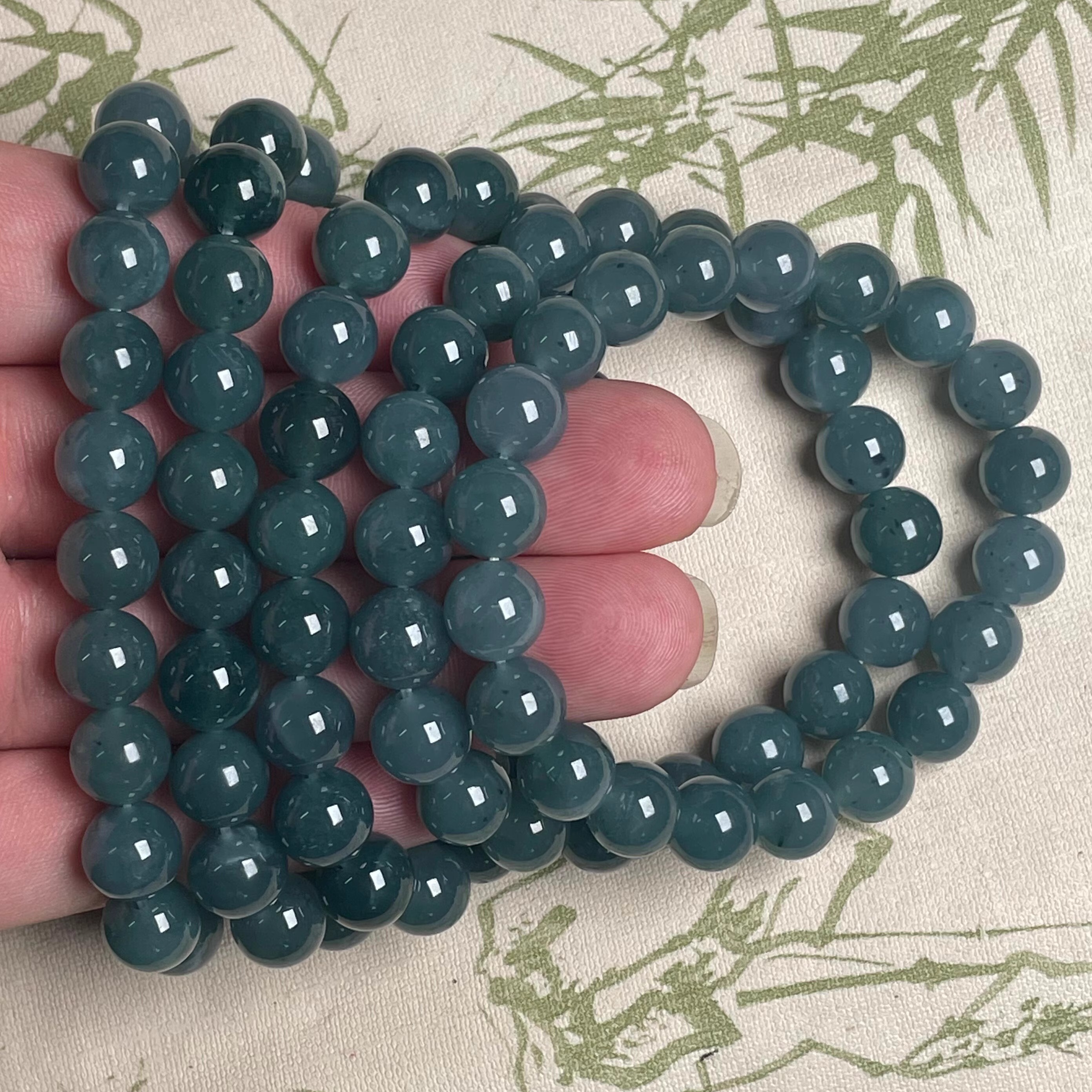 隆慈缘原矿A货翡翠10mm冰糯种蓝水飘花手串单圈圆珠瑕疵手链