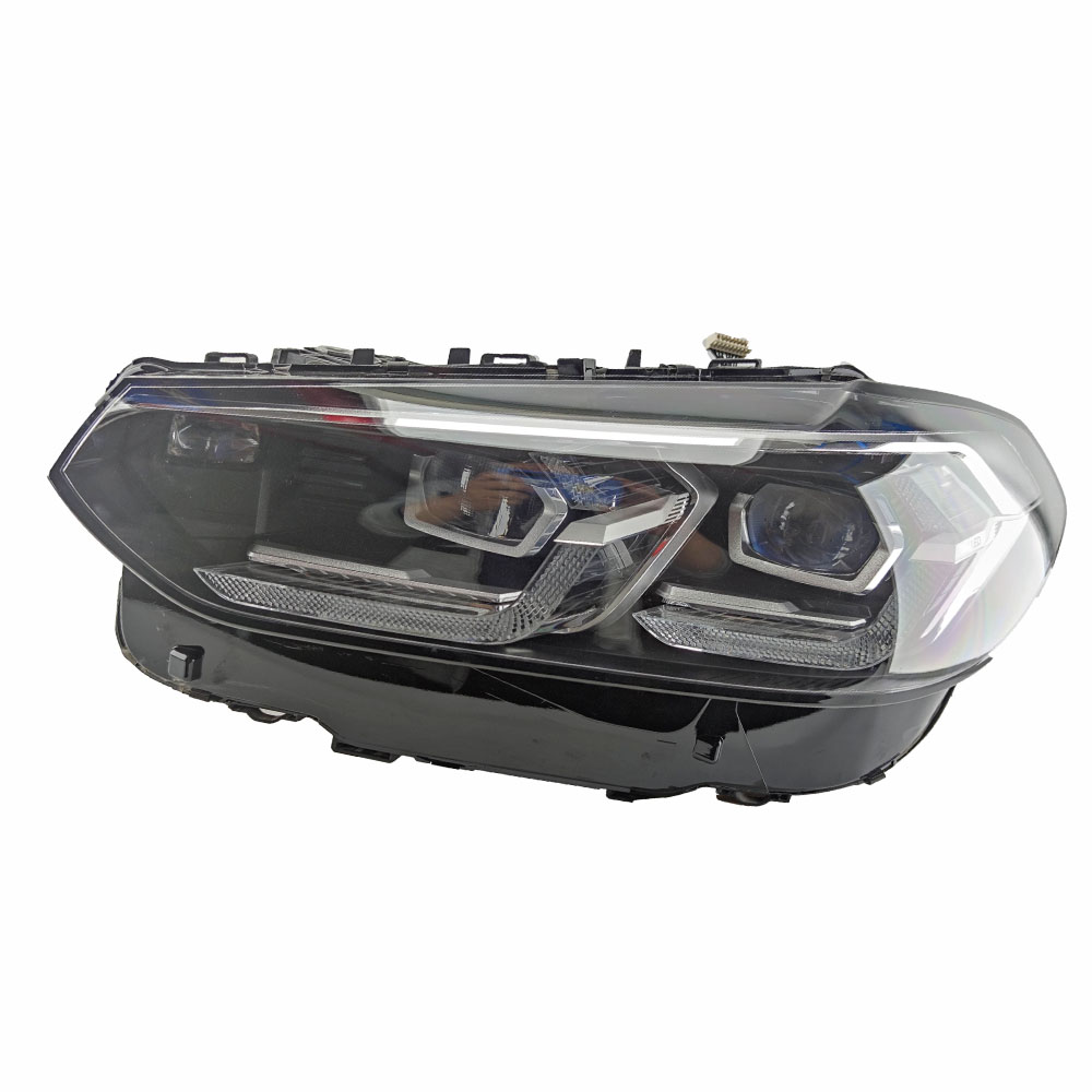 宝马X3G08大灯总成LED灯