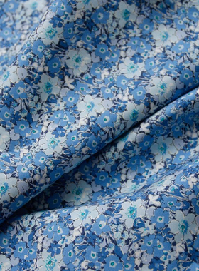 日本liberty高质感蓝色花海精纺棉布料 衬衫洋装连衣裙服装面料