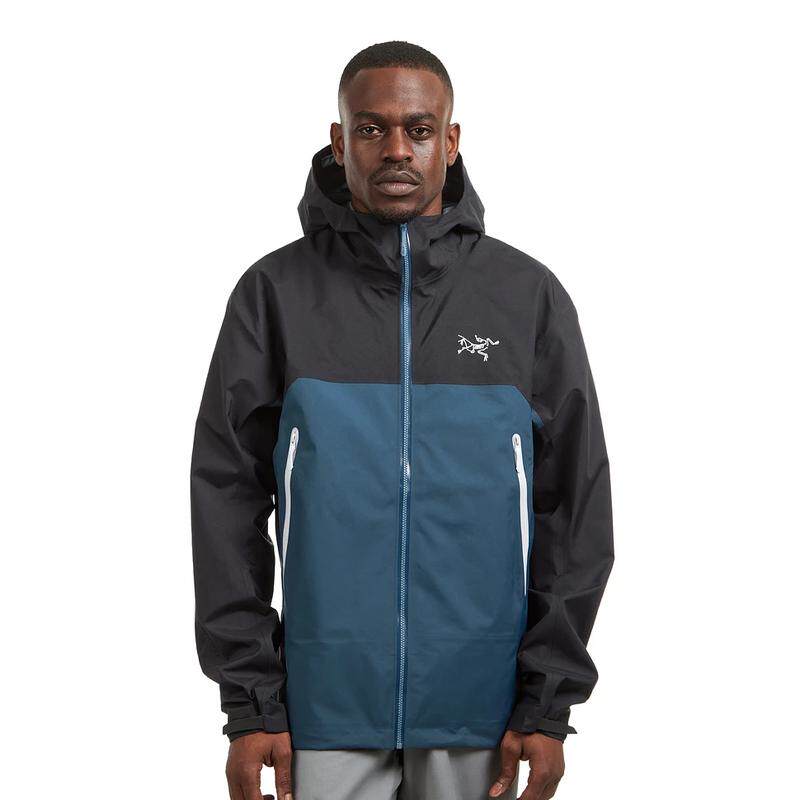 代购ARC&lsquo;TERYX/始祖鸟户外防风防水轻量冲锋衣可调节帽檐