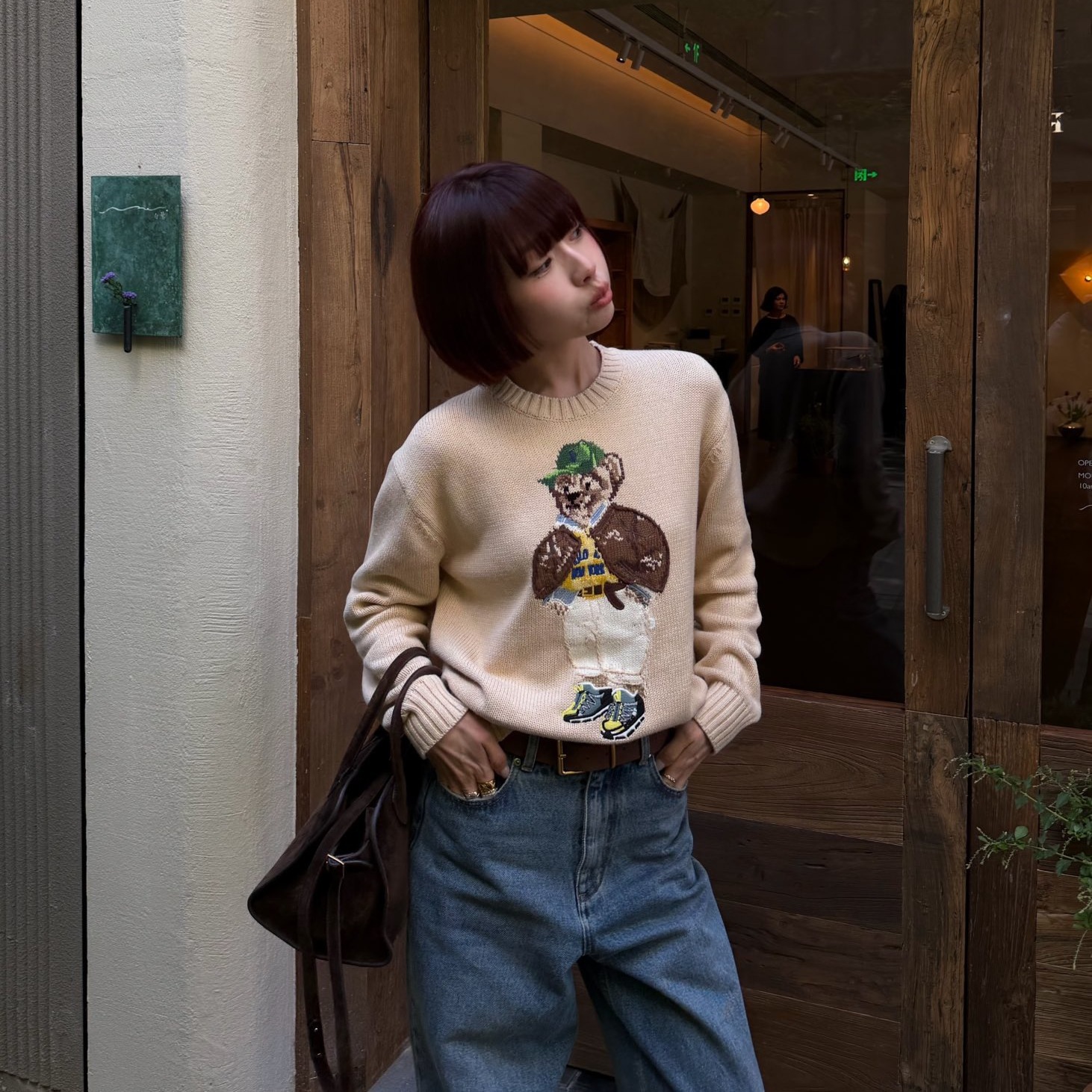 拉夫刺绣针织小熊圆领长袖毛衣