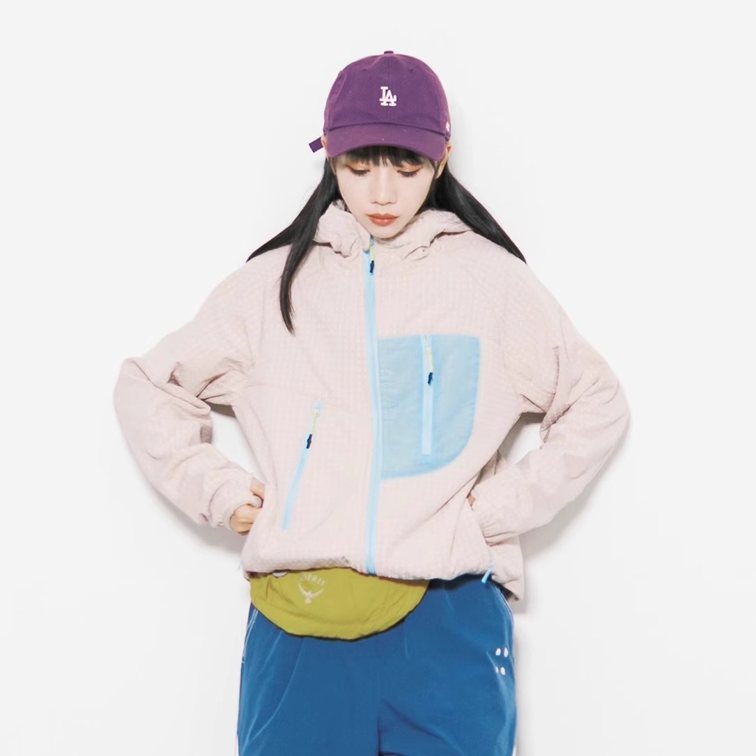 Eagle Vogue户外轻量化拼色拉链宽松运动冲锋连帽夹克外套