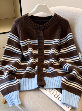 美拉德撞色条纹针织开衫外搭女秋冬外穿毛衣配裙子小个子韩系上衣