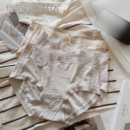 怡婉妮新款蕾丝边提花无痕内裤女