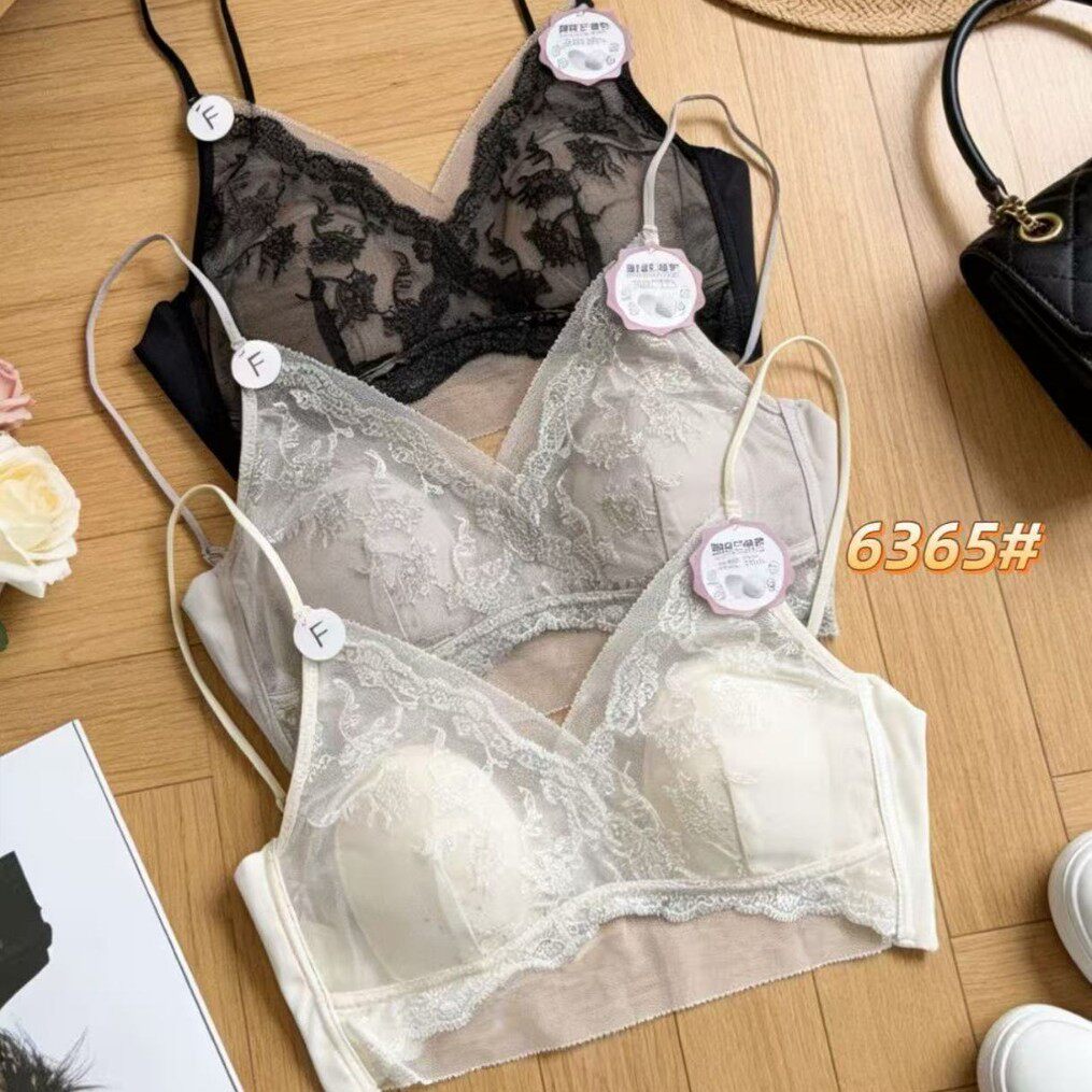惠芝欣法式蕾丝性感后背一根带抹胸女超薄兔耳朵大胸显小美背内搭