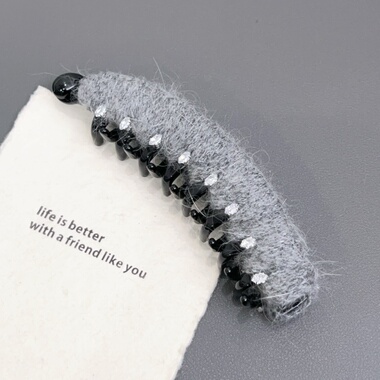 L3原创新款大号香蕉夹高级灰色毛线小众锆石发夹马尾夹头饰发饰