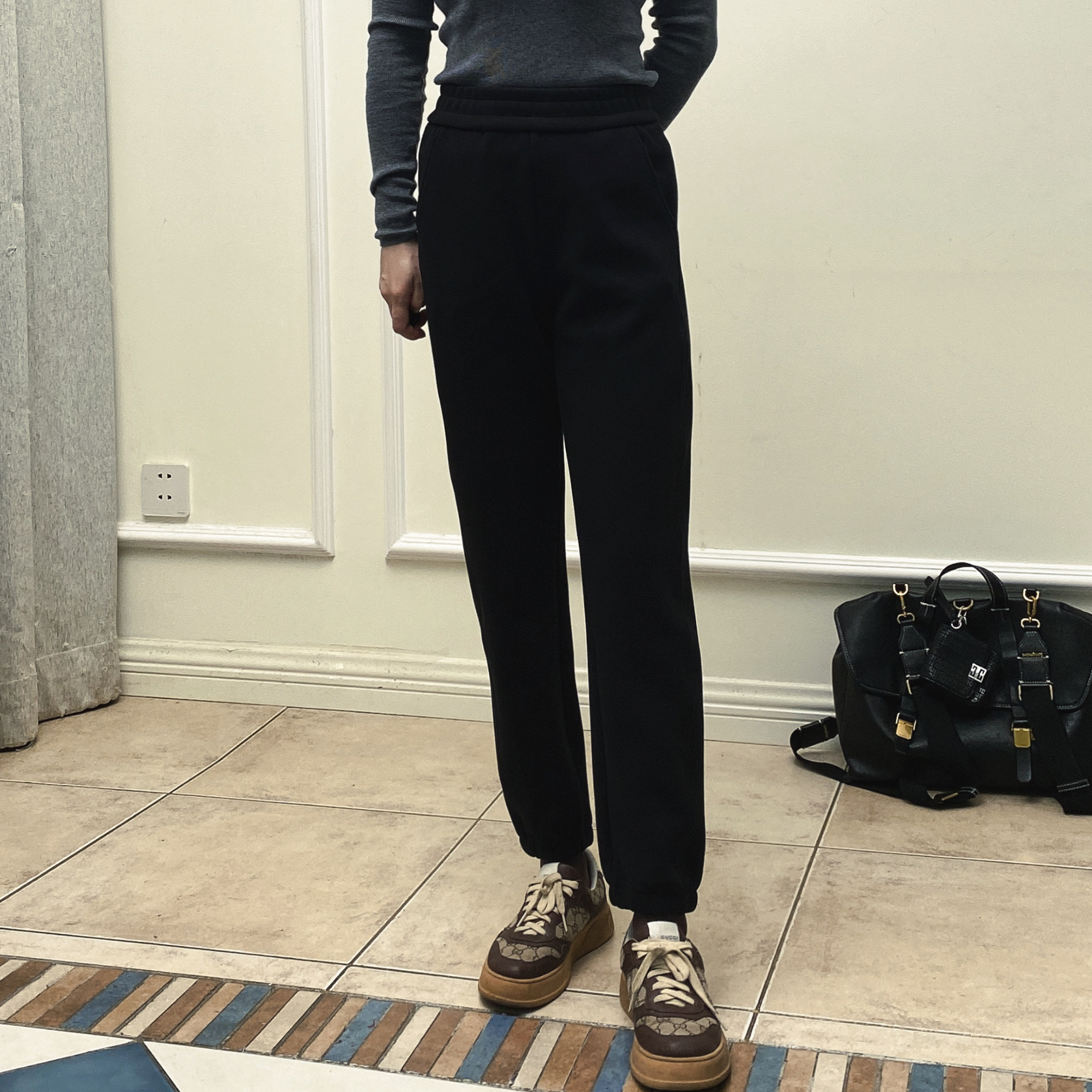 25秋冬新款防风加厚一体绒显瘦束脚保暖高腰弹力女裤T227293特价