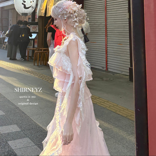 雪妮原创粉色显瘦蕾丝吊带连衣裙