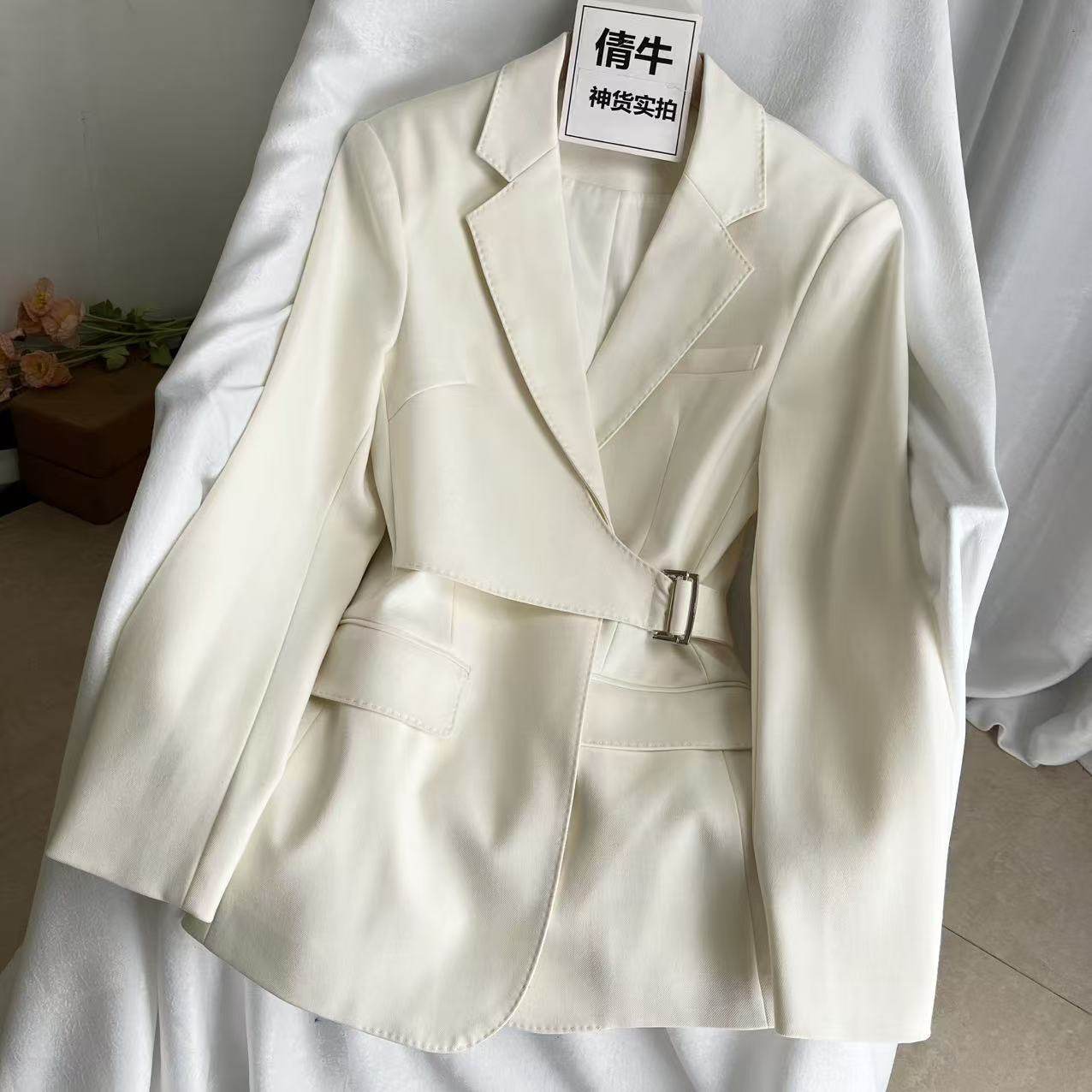 倩牛少量出清】高端西装外套女收腰显瘦通勤翻领腰带西服上衣春秋