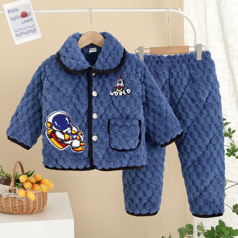 2025新款冬季儿童法兰绒睡衣男孩女童宝宝加厚夹棉保暖家居服套装