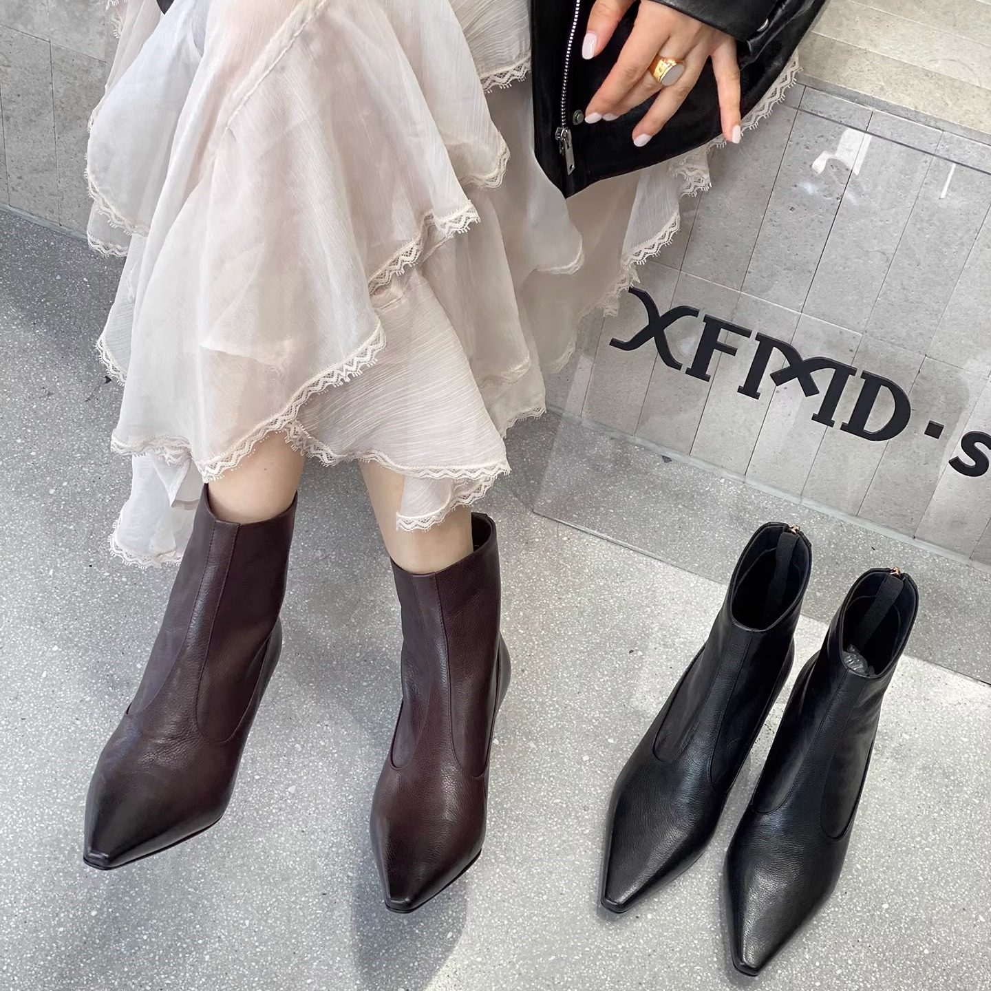 欧洲站短靴2025年秋冬新款擦色牛皮复古高跟鞋女细跟后拉链及踝靴