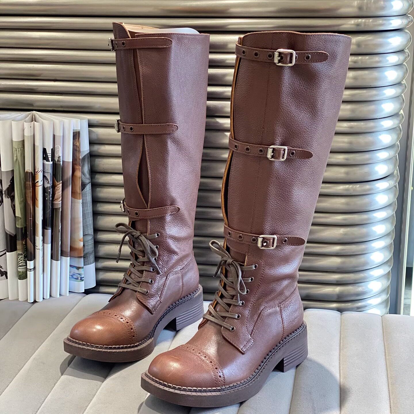 欧货2025年秋冬新款系带皮带扣中跟高筒靴女真皮粗跟不过膝骑士靴