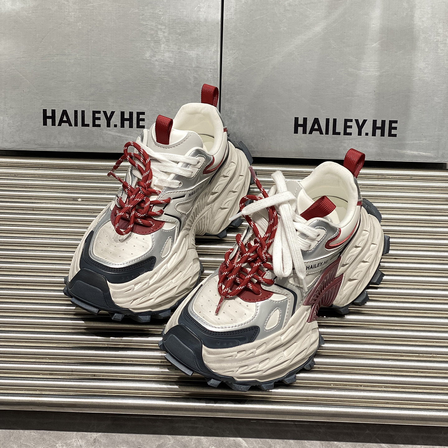 增高8CM厚底时尚老爹鞋女真皮运动鞋25秋季新款榴莲底炸街休闲鞋