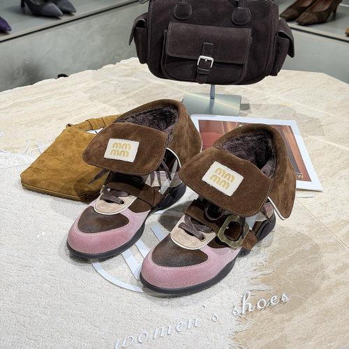 撞色系带平底马丁靴女磨砂皮