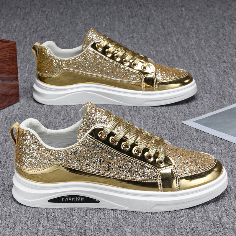 男时尚休闲大码亮皮板鞋防水皮鞋